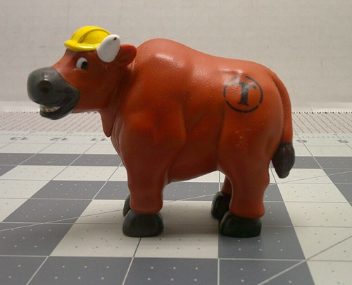 Vtg plastic bull letter hard - plastic,